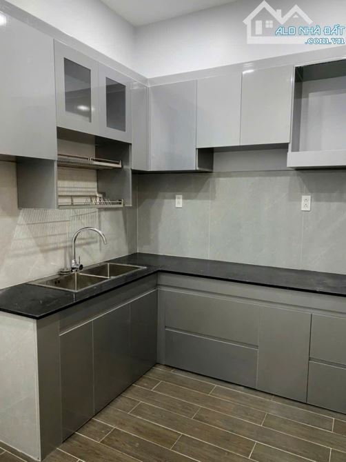 Bán Nhà 2 Tầng Hẻm Xe Hơi 8m 60m2 Đường Số 5 Linh Xuân Thủ Đức Chỉ 5.25 tỷ Vị trí Cực Đẹp - 3