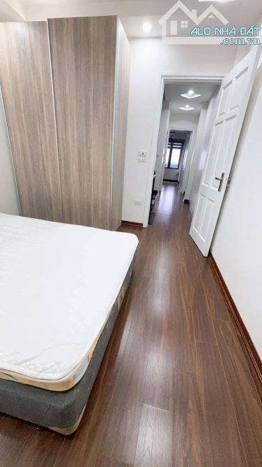 GARA Ô TÔ Phân Lô Hào Nam, 40m2, 6 tầng, kinh doanh, đầu tư giá 12.5 tỷ - 3