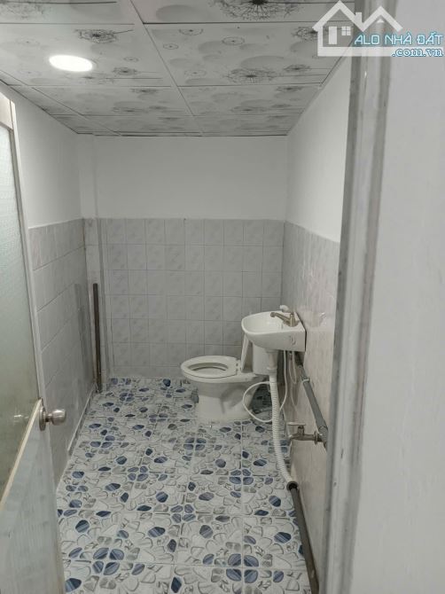 Nhà Vị Trí Đẹp Trương Thị Hoa 83M2, C4, 4.5Mx18.5M chỉ 4.4 tỷ Tân Thới Hiệp, - 4
