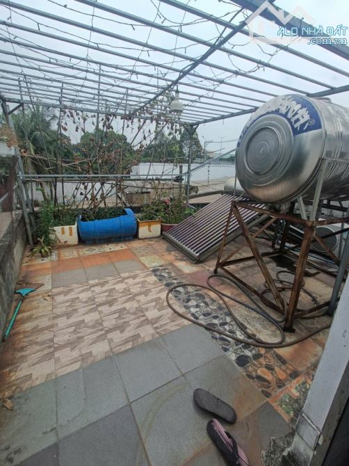NHÀ MĂT TIỀN THỤT LÃ XUÂN OAI,HẺM XE HƠI TRÁNH DT58M,PHƯỜNG LONGTRƯỜNG,CHỈ 4.XTỶ TL,QUẬN 9 - 4