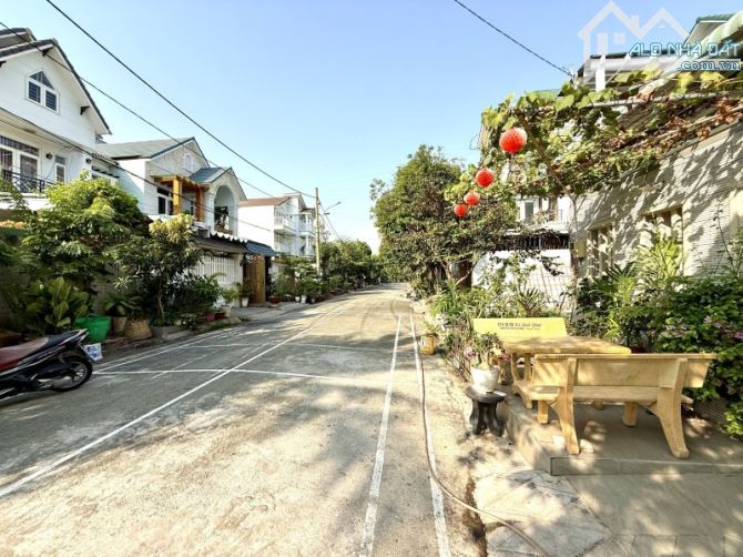 Bán Đất Biệt Thự Khu CoCa CoLa Linh Trung 8x22=175 M2 GIÁ 13,7 Tỷ - 4