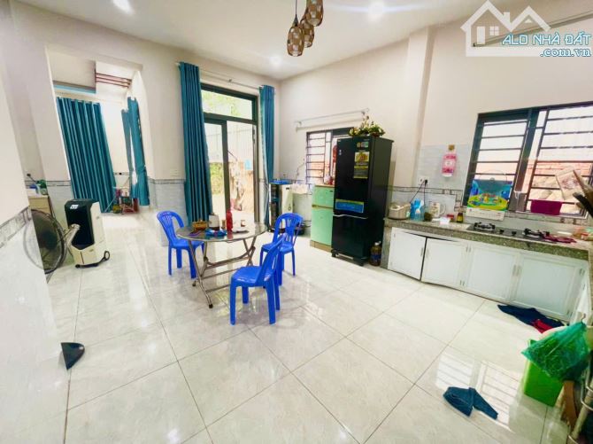 Bán Nha Lầu Đẹp Giá Ngộp P Tam Hiệp - 5