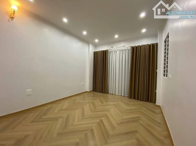 Cần bán nhà Phố Ngọc Khánh Nguyễn Chí Thanh Ba Đình 5T Nhà Mới Ở Ngày nhỉnh 15 Tỷ TL - 5