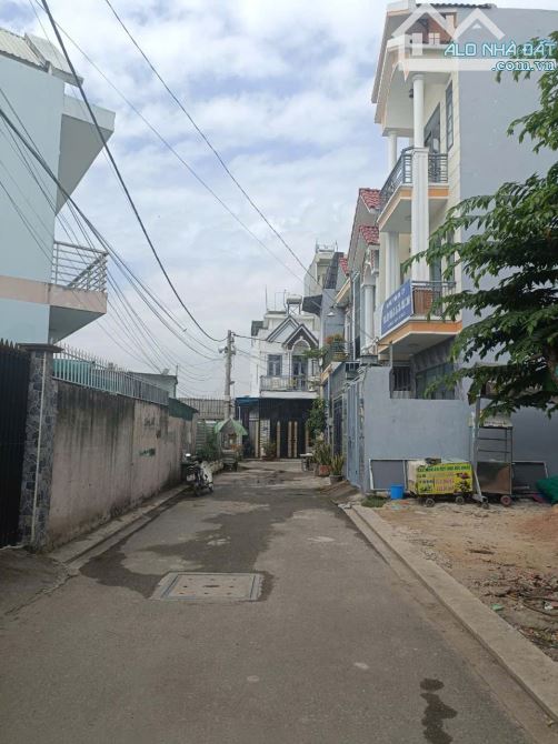 NHÀ MĂT TIỀN THỤT LÃ XUÂN OAI,HẺM XE HƠI TRÁNH DT58M,PHƯỜNG LONGTRƯỜNG,CHỈ 4.XTỶ TL,QUẬN 9 - 6