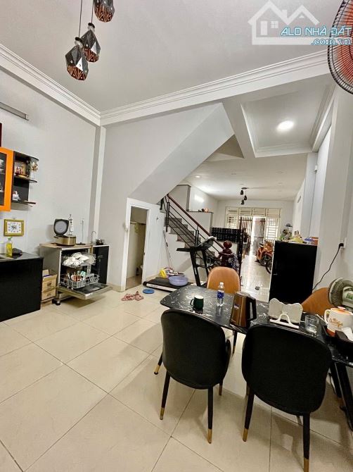 ✨ HẺM XE TẢI 8M THÔNG, khu dân trí an ninh yên tĩnh, 69M2 (4.6x15M), 1 Trệt 2 Lầu - 6,6 TỶ - 8