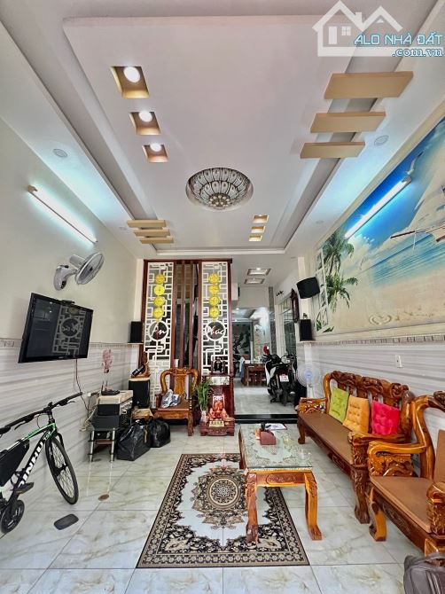 ✨ ”HIẾM” NHÀ ĐẸP 4 TẦNG, 61M2 (4x14M), FULL NỘI THẤT (5PN, 6WC) gần NGÃ TƯ BỐN XÃ - 7,4 TỶ - 9