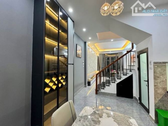 Bán nhà phố Khương Trung 50m², 5 tầng, phường Khương Trung, gần chợ Khương Đình