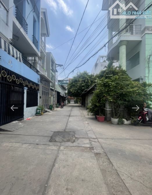 Bán gấp, Hương lộ 2, Ngã tư bốn xã, 4 tấm, 5x18, giá 6.3