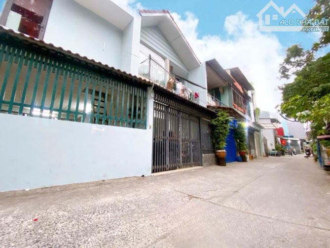 NHÀ XÁT MT LÊ TRỌNG TẤN - 5x13 - 65m2 - HXH - VUÔNG - 6 tỷ