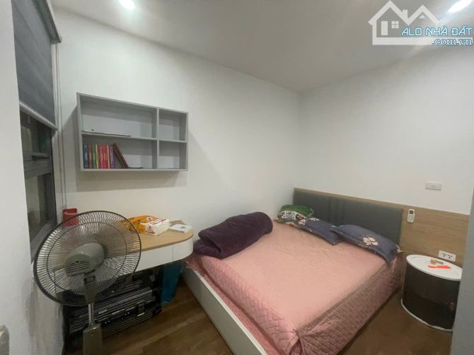 Cho thuê căn hộ chung cư CT36 Lê Trọng Tấn dt: 80m2 2pn 2wc full nội thất 12tr/1 tháng