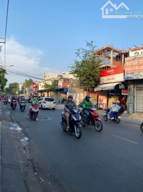 MẶT TIỀN KINH DOANH SẦM UẤT - 985M2 - 15M x 70M - ĐANG CHO THUÊ 170TR/THÁNG