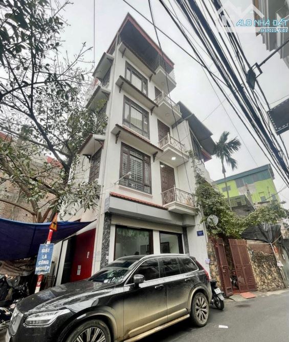 BÁN NHÀ TTQ.HOÀNG MAI-GIÁP BÁT-TRƯƠNG ĐỊNH DT45m2 5 TẦNG GIÁ14.2TỶ