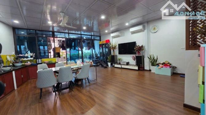 Biệt thự mini phố Lò Đúc - Diện tích khủng 80m x 5T - thoáng 2 mặt - 30m ra phố