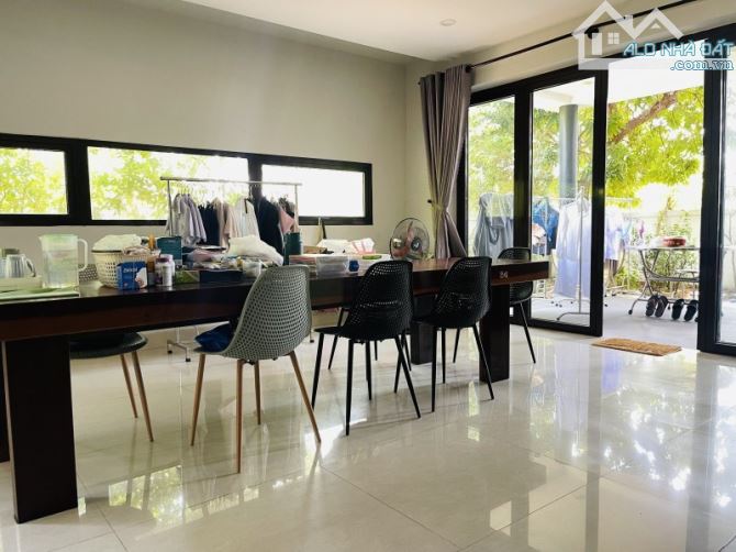 📣 VILLA SÂN VƯỜN 421 M2 CỰC ĐẸP - TẶNG VƯỜN TRÁI CÂY QUANH NĂM - GIÁ CHỈ 14 TỶ!