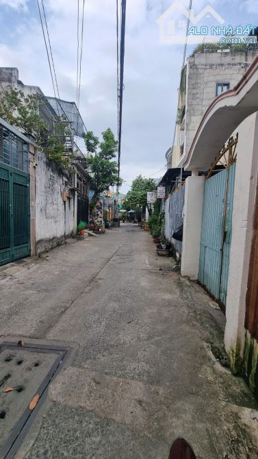 BÁN NHÀ TÂN THỚI NHẤT, QUẬN 12, DÃY TRỢ 7 PHÒNG, 6X22M VUÔNG, DÒNG TIỀN 15 TRIỆU