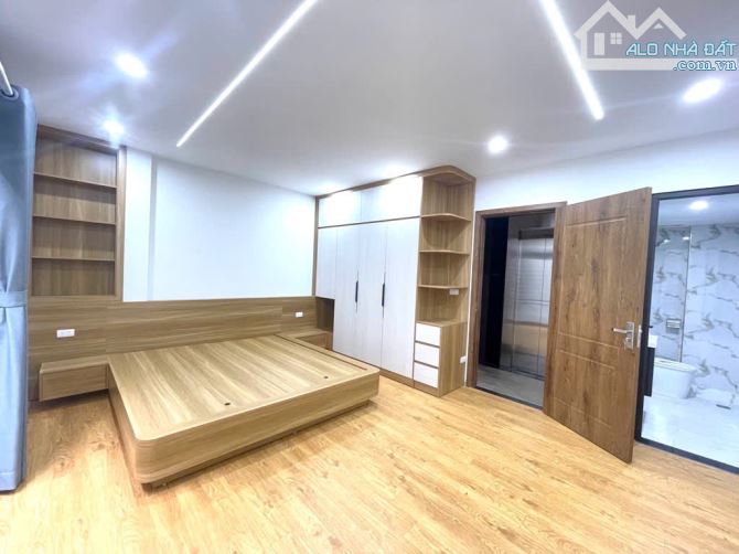 Cần bán gấp nhà YÊN LÃNG-KINH DOANH-Ô TÔ ĐỖ CỬA-THANG MÁY