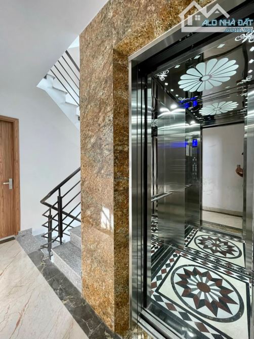 BÁN TOÀ NHÀ 7 TẦNG CCMN NGUYỄN VĂN HUYÊN 66M2 TỔNG 14 CĂN HỘ. CHỈ 13.5 TỶ