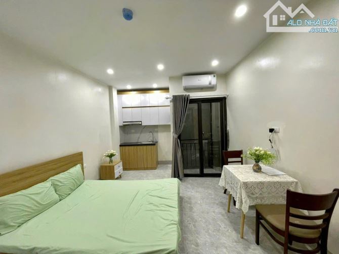 BÁN CCMN TRUNG TÂM CẦU GIẤY-18 PKK - DOANH THU 1 TỶ/NĂM - THANG MÁY - FULL PCCC - 16 TỶ