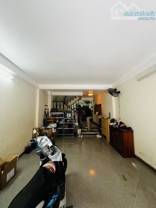 Nhà Hiếm sát Hồ Đền Lừ, Gara 7 chỗ, Lô góc, giá tốt 55m2 giá chào 15.8 tỷ