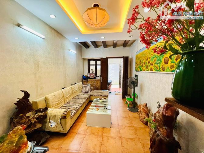 Bán nhà phố Kim Ngưu 50m 4 tầng 2 thoáng trước sau giá 7.95 tỷ