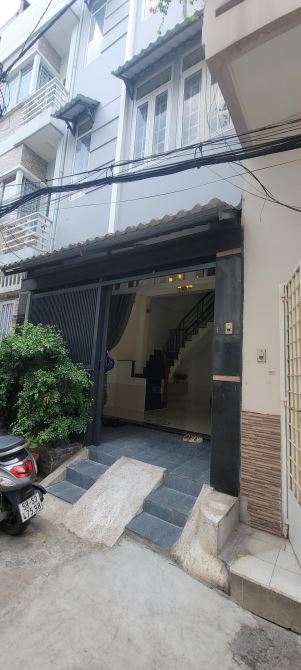 Bán nhà sổ riêng bình thạnh, gần BV giá định. 4 tầng