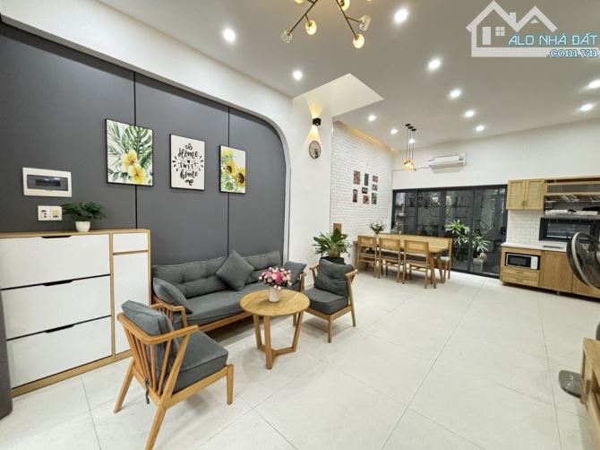 BÁN NHÀ 2 TẦNG, ĐƯỜNG CHẾ LAN VIÊN, CHỈ NHỈNH 5 tỷ