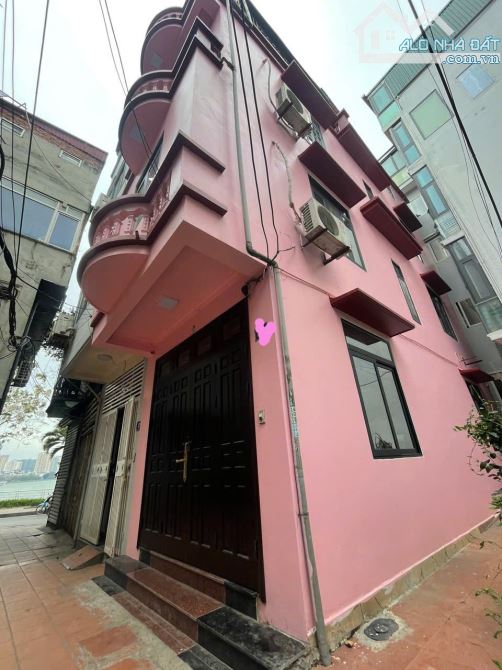 BÁN NHÀ LÔ GÓC 3 THOÁNG SÁT HỒ 16 TỶ 35m 4 TẦNG MT 3,2m Ô TÔ ĐỖ CỬA TRÍCH SÀI TÂY HỒ