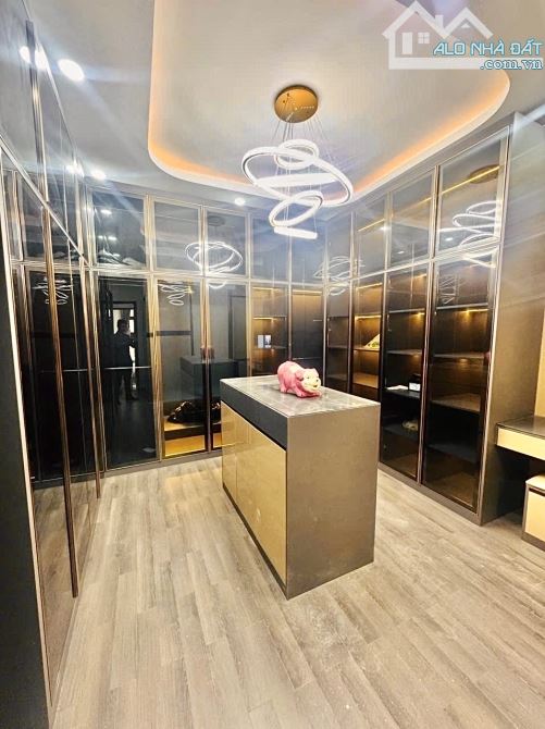 ✨ BIỆT THỰ MỚI XÂY 5 TẦNG 68M2 (Ngang 4M x Dài 16.8M) HXH 6M, TẶNG FULL NỘI THẤT - 7,95 TỶ - 10