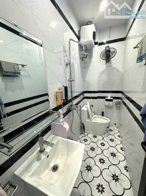 Bán nhà 3 tầng ngõ rộng giá chỉ 3,95 tỷ, Đà Nẵng, Hải An - 10