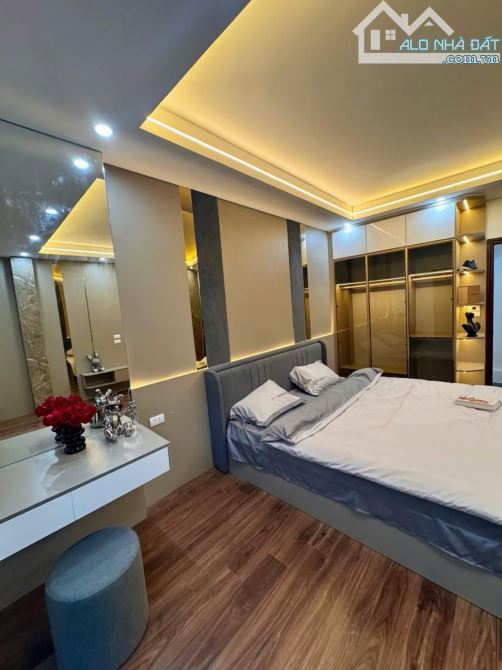 Cực đỉnh! Phố Xuân La gần Hồ Tây, Full nội thất, nhà mới xây, đẹp lung linh, 35M2, 8 tỷ. - 10