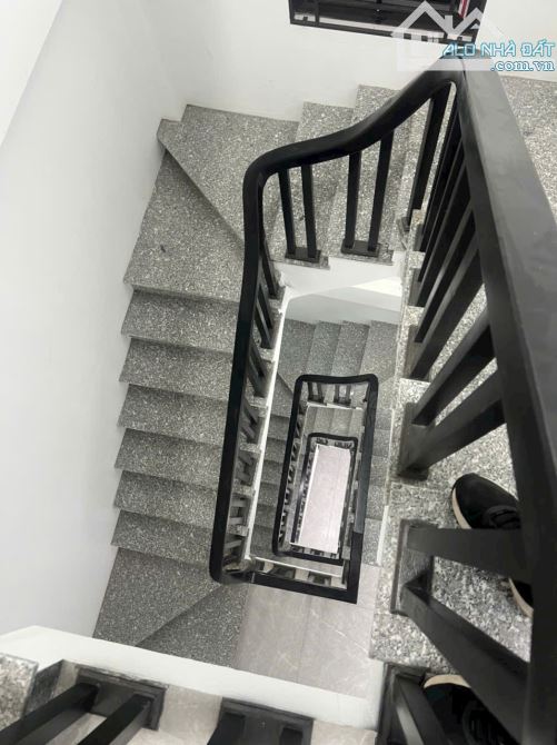 Bán nhanh nhà La Tinh, Đông La lô góc ngõ thông, oto, kinh doanh nhỏ 30m 5 tầng giá 5,8 tỷ - 1