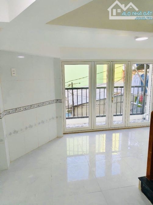 quận 8 ,nhà 4 tầng, hẻm ba gác ,ngang 4m ,nhỉnh 3,x tỷ - 1