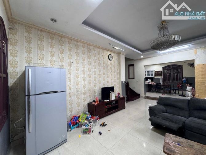 BÁN BIỆT THỰ PHÂN LÔ 3T CỰC ĐẸP PHỐ TỨ LIÊN TÂY HỒ Ô TÔ TRÁNH DT KHỦNG 226M2 MT 11M 42 TỶ - 1