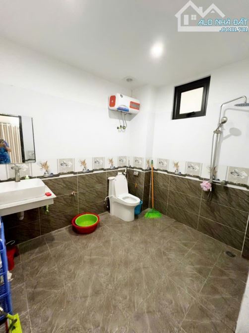 XUÂN PHƯƠNG 36M NGÕ Ô TÔ TRÁNH*GIÁP TRỊNH VĂN BÔ*CHỦ ĐỂ LẠI FULL NỘI THẤT*CHỈ NHỈNH 5 TỶ - 1
