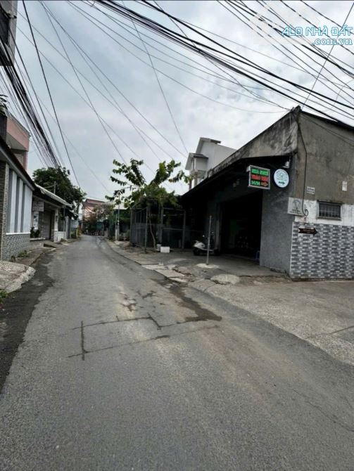 Hàng Siêu Ngôp Củ Cần Bán nhanh Căn nhà ở Huỳnh thị  mài 112m2 Sổ hồng Riêng Hóc môn - 1