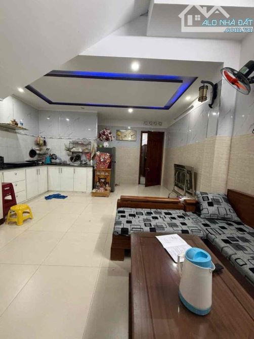 NHÀ NGUYỄN CÔNG TRỨ - NHÀ KIÊN CỐ, MỚI, ĐẸP -  3 TẦNG - GẦN BIỂN MỸ KHÊ - 4.85 TỶ. - 1