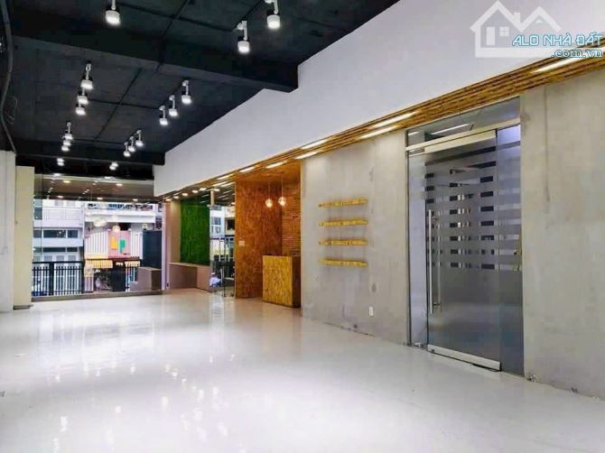 BÁN TÒA NHÀ MT TRẦN QUỐC TOẢN – VỊ TRÍ ĐẮC ĐỊA QUẬN 3 (5m❌22m,nở hậu 8m) 58 tỷ - 1
