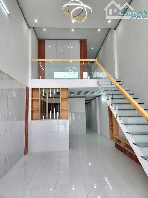 Bán Gấp Nhà Lửng Đúc Sân Xe Hơi Giá Rẻ, Hỗ trợ trả góp ngân hàng, Ngay Ngã 3 Bình Ý - 1