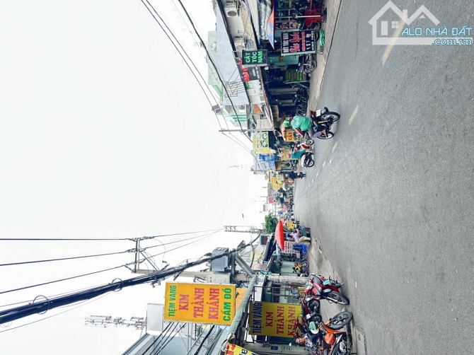 NHÀ MỚI GIÁP TÊN LỬA - GẦN CHỢ - HXT THÔNG - NGANG GẦN 5M - 5 TẦNG - FULL NỘI THẤT - 1