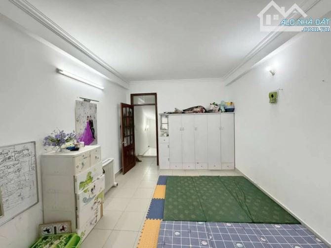 BÁN NHÀ ĐỊNH CÔNG, HOÀNG MAI. 5 TẦNG - NHÀ ĐẸP Ở LUÔN - Ô TÔ QUA CỔNG - KHU DÂN TRÍ CAO. - 2