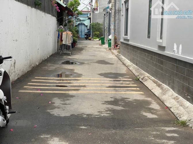 Bán lô đất hẻm xe hơi Lã Xuân Oai - TNPA - 2