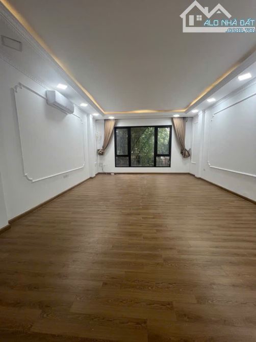BÁN NHÀ LẠC LONG QUÂN  -  7 TẦNG THANG MÁY    -  MT 5M  -  OTO TRÁNH  -  GẦN PHỐ  -  KINH - 2