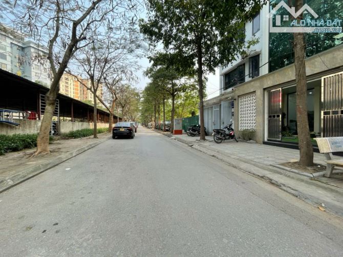 NHÀ PHÂN LÔ 2 MẶT NGÕ 26 TỶ 81m 5 TẦNG MT 6m VỈA HÈ Ô TÔ TRÁNH RESCO CỔ NHUẾ BẮC TỪ LIÊM - 2