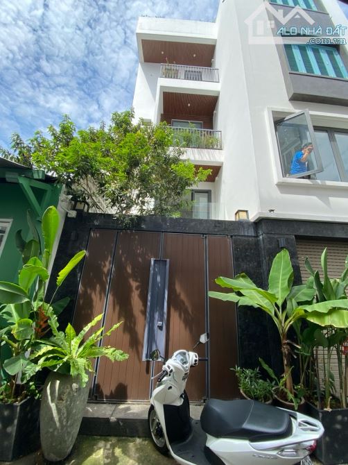 Mặt tiền hụt nguyễn thông ngang 8m nở hậu 8.5m 5 tầng có thang máy giá đẹp quận 3 - 2