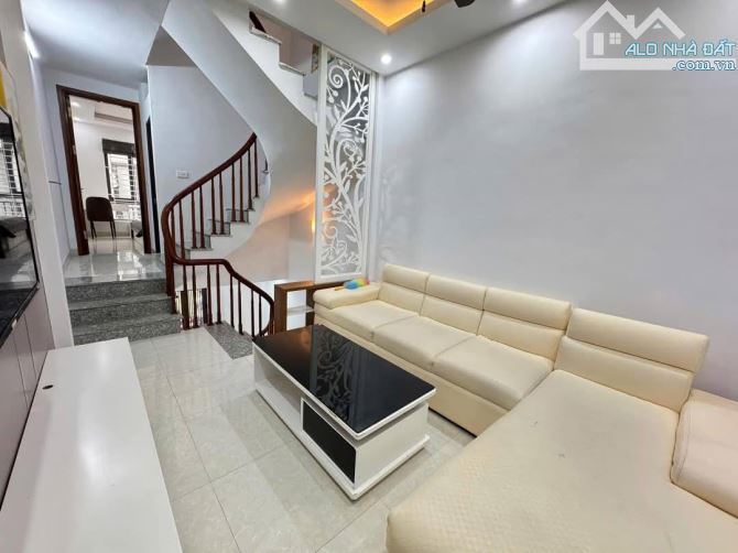 Nhà riêng Hà Trì Bà Triệu Ngõ rộng thoáng- Gần Ô tô - Ngã 5 Hà Trì  4 tầng 4 ngủ hơn 6 tỷ - 2