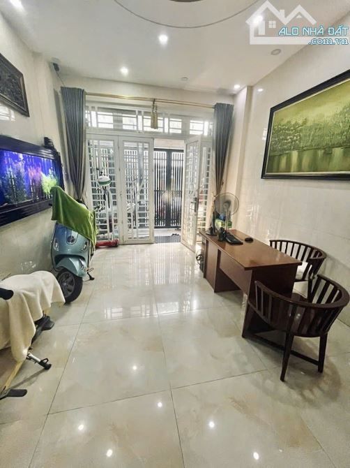 NHÀ MẶT TIỀN BÌNH THẠNH 4 TẦNG - 73m2 (4.25 x 16.6) NỞ HẬU - GIÁ 14.8 TỶ - 2