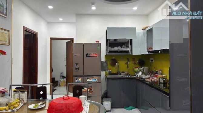 Nhà 5 tầng ĐỐI DIỆN CÔNG VIÊN VCN PHƯỚC LONG 2 - 2