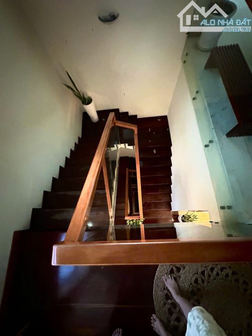 Toà nhà HXT Phan Đăng Lưu DT 8,2x26 CN 208m2 quy mô hầm 6 tầng ST giá 35 tỷ TL - 2