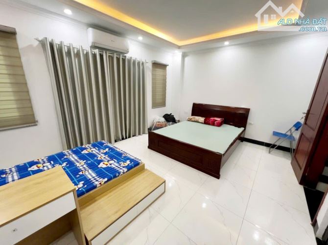 XUÂN PHƯƠNG 36M NGÕ Ô TÔ TRÁNH*GIÁP TRỊNH VĂN BÔ*CHỦ ĐỂ LẠI FULL NỘI THẤT*CHỈ NHỈNH 5 TỶ - 2
