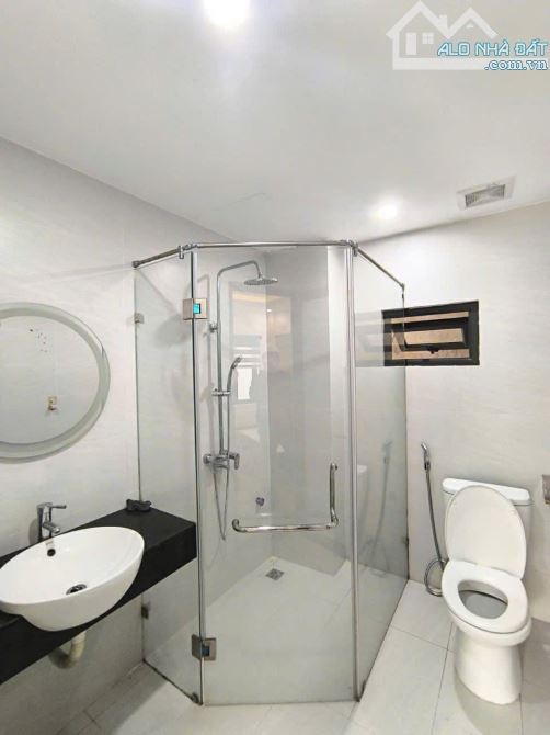 Bán nhà Nguyễn Văn Cừ 36m x 5 tầng giá 6,4 tỷ - 2